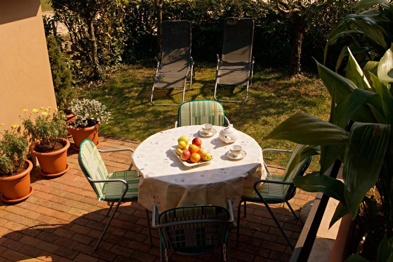 Ferienwohnung Blue Deer Umag Exterior foto
