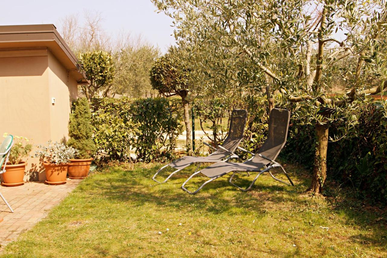 Ferienwohnung Blue Deer Umag Exterior foto