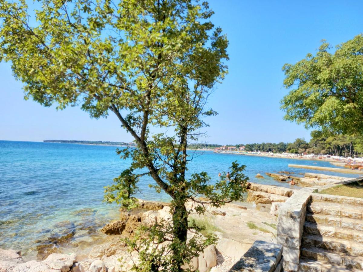 Ferienwohnung Blue Deer Umag Exterior foto